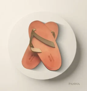 Our Classic Sandal in panna