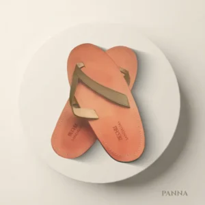 Our Classic Sandal in panna